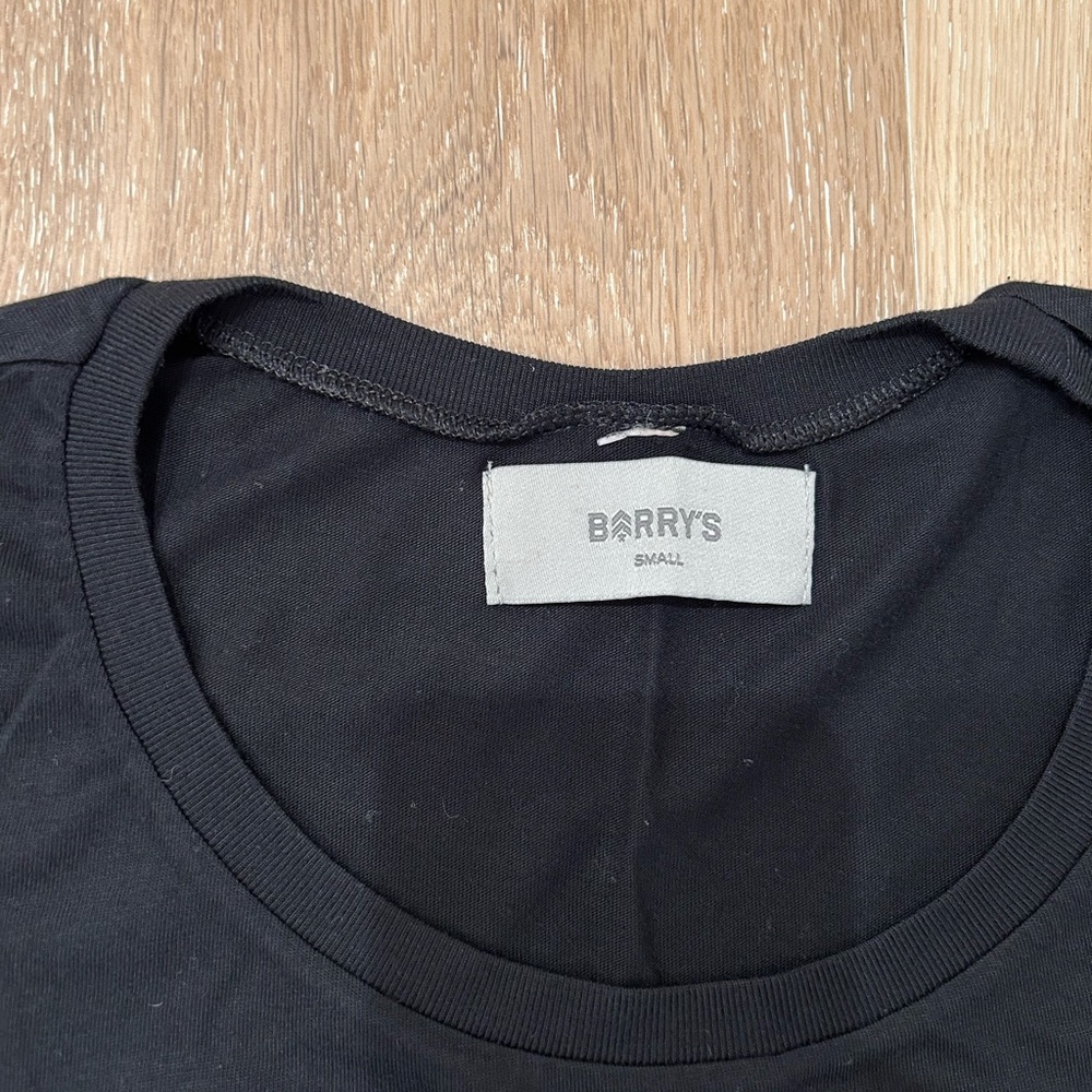 Barry’s Houston Tank size small - Picture 6 of 6